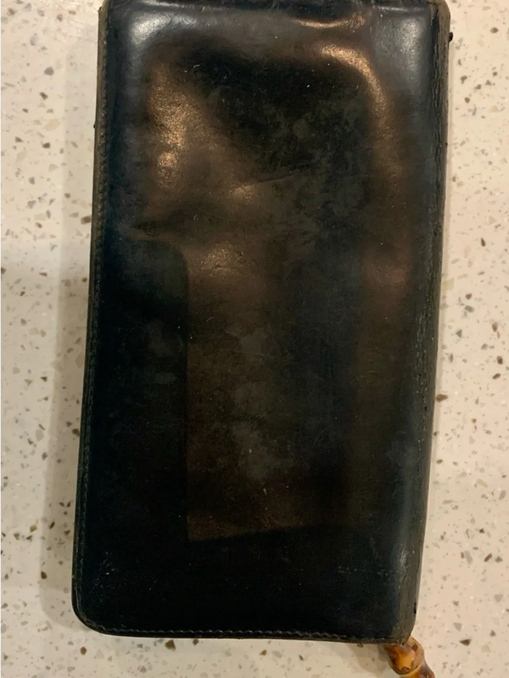 Vintage Gucci Black Patent Leather Zip Wallet - Picture 4 of 5